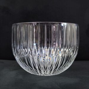 Mikasa Park Lane Heavy Crystal Fruit Salad Round Bowl Center Piece